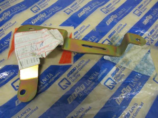 46557576 Claxon beugel