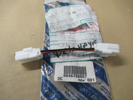 46768657 Elektrische kabel voorstoel