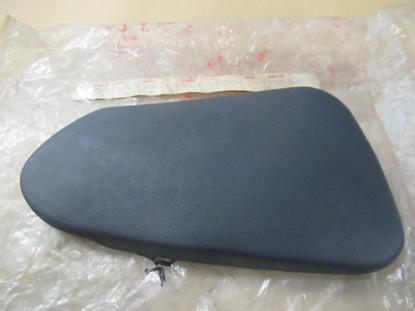 5927075 Voorstoel sierstuk