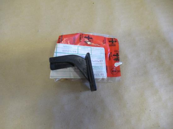 60520259 Cabrio dak beugel rechterzijde