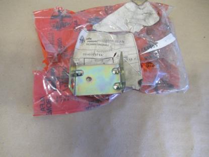 60529764 Voorbumper beugel