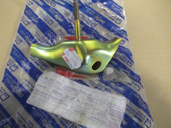 60553943 Uitlaatpijp beugel