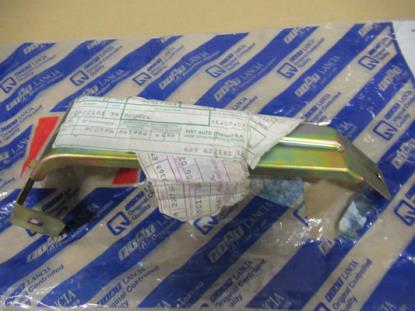 60613363 Voorbumper beugel linkerzijde