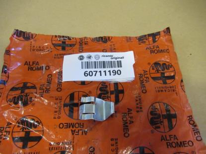 60711190 Voorruit veertje