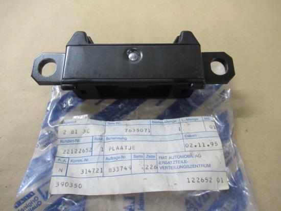 7635071 Achterbak slot plaatje