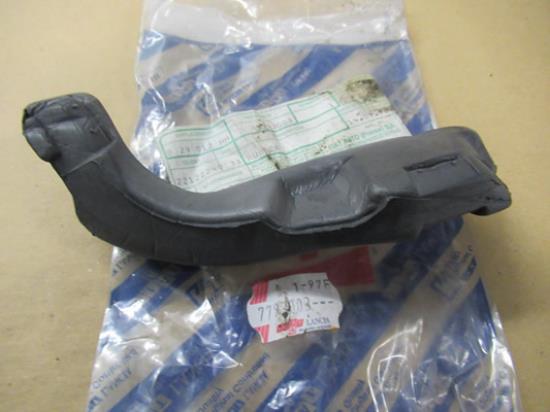 7793003 Paravan rubber rechterzijde