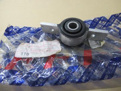 82480037 Voorvering draagarm rubber