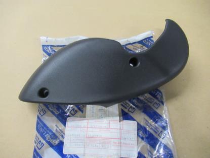 121726635 Passagiersstoel sierstuk linkerzijde