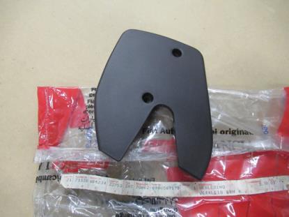 180569170 Voorstoel sierstuk