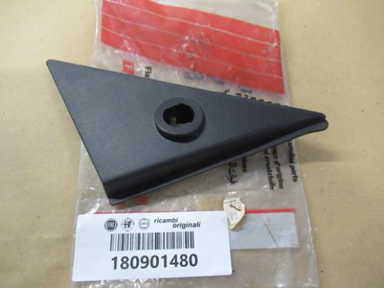 180901480 Buitenspiegel sierstuk rechterzijde