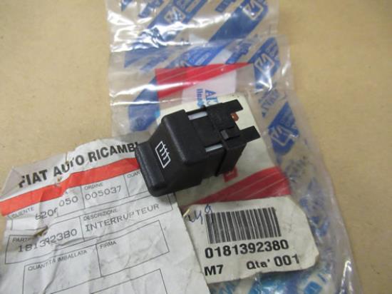 181392380 Achterruitverwarming schakelaar