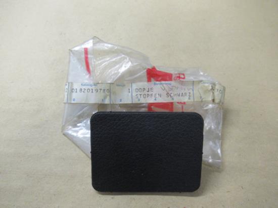 182019780 Dashboard plug