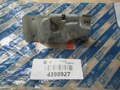 4398927 Slot linkerzijde