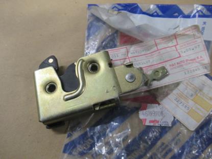 46993900 Achterbank rugleuning vergrendeling rechterzijde