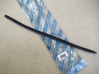 51718606 Raamgeleider deur rechter achterzijde