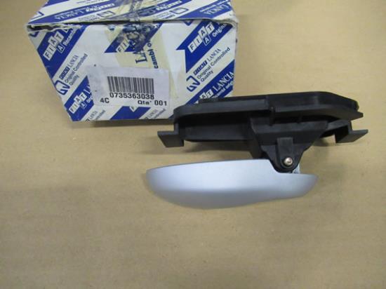 735363038 Interieur deurgreep linksvoor