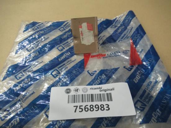 7568983 Vloer beugel