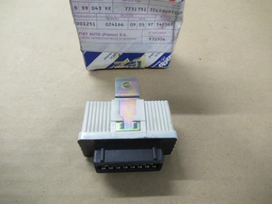 7731751 Brandstofpomp relais