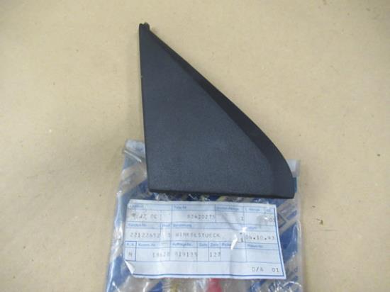 82420275 Buitenspiegel hoekstuk linkerzijde