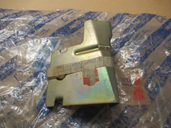 82425201 Beugel rechterzijde