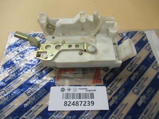 82487239 Portier slot rechtsachter