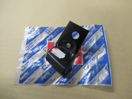 1305468080 Voorscherm beugel rechterzijde