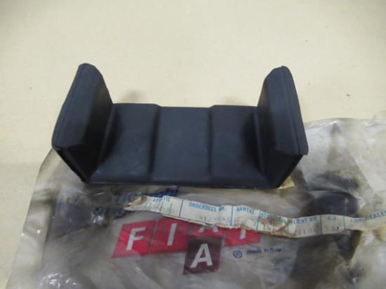 4123945 Achtervering gummistuk