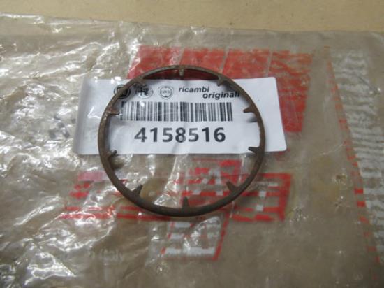 4158516 Versnellingsbak ring