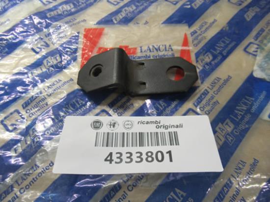 4333801 Uitlaat beugel