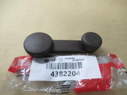 4382204 Raambediening hendel