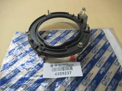 4389237 Koplamp beugel rechtsvoor