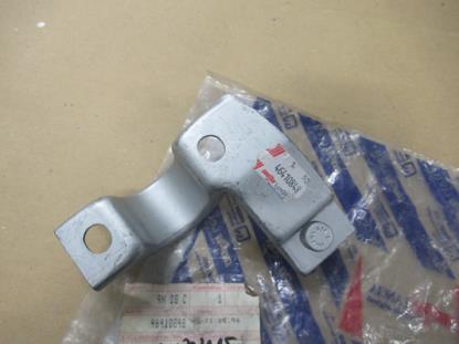 46410848 Vering beugel linksvoor