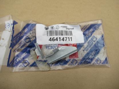 46414711 Grille beugel linkerzijde