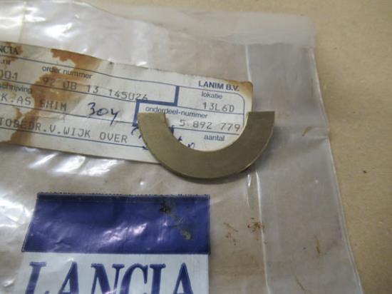 5892779 Nokkenas halve ring