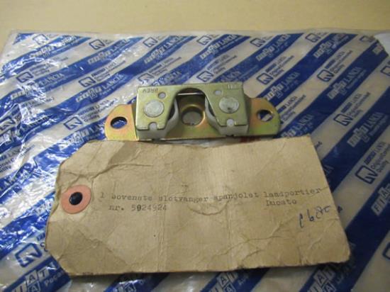 5924924 Achterdeur plaatje