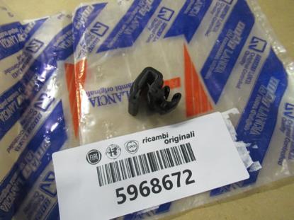 5968672 Remslang klemmetje