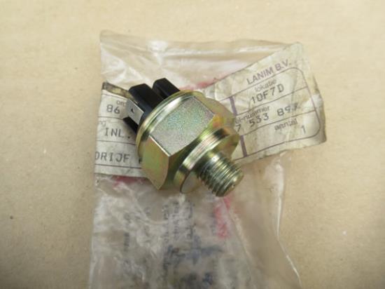 7533897 Inlaat schakelaar