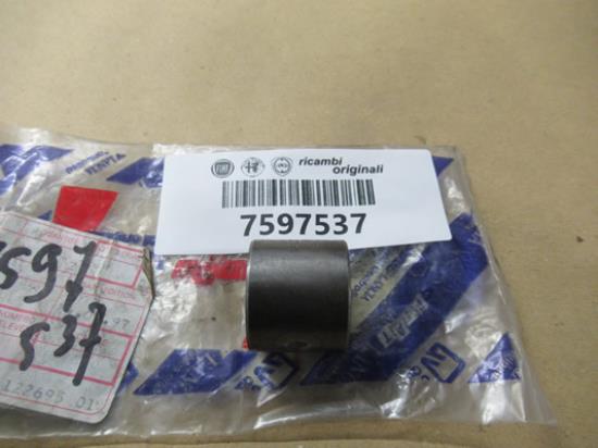 7597537 Drijfstang bus