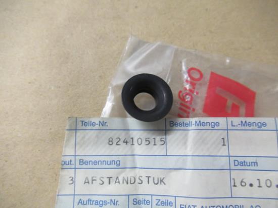 82410515 Voorbumper afstandstuk