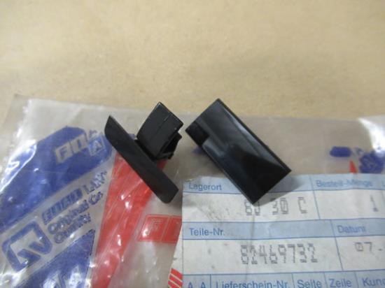 82469732 Voorruit afdekplaat