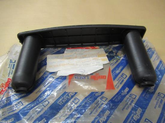 176610880 Hoofdsteun sierstuk