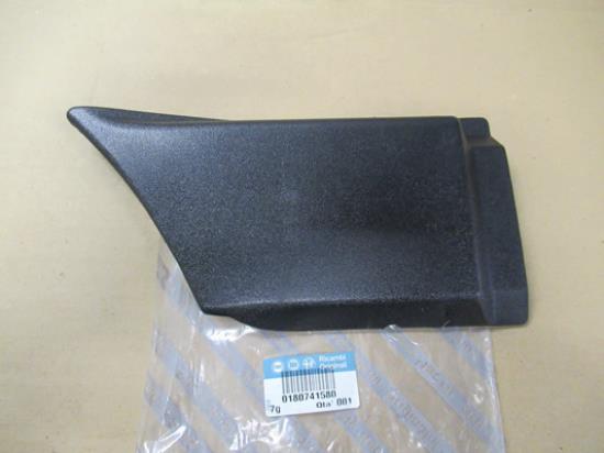 180741580 Stootstrip linksvoor