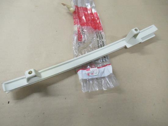 5940525 Raamgeleider rechtsvoor