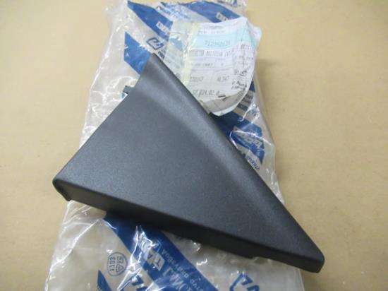 712350635 Buitenspiegel sierstuk rechterzijde