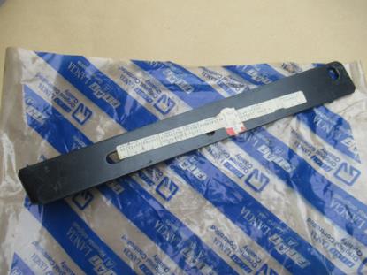 4381284 Voorbumper beugel linkerzijde