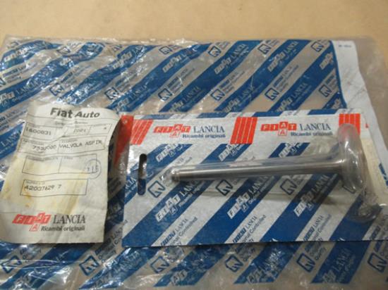 7553000 Distributie inlaatklep Fiat Uno