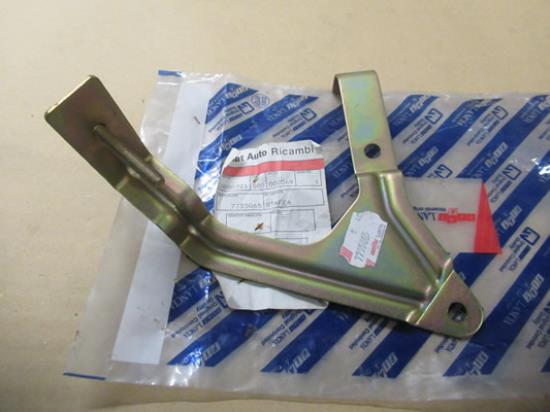 7755065 Airconditioning beugel