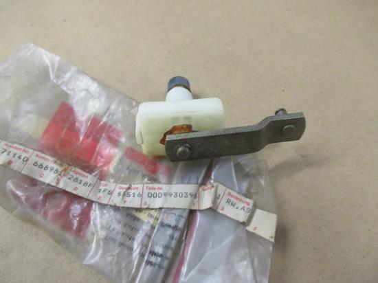 9930395 Ruitenwisser hevel pen