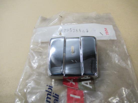 4295788 Achterklep scharnier afdekking