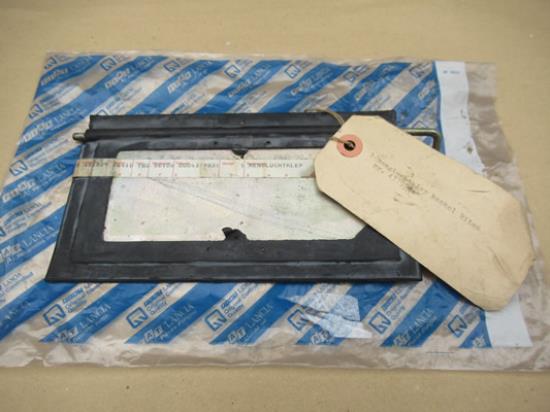 4379831 Verwarming klep